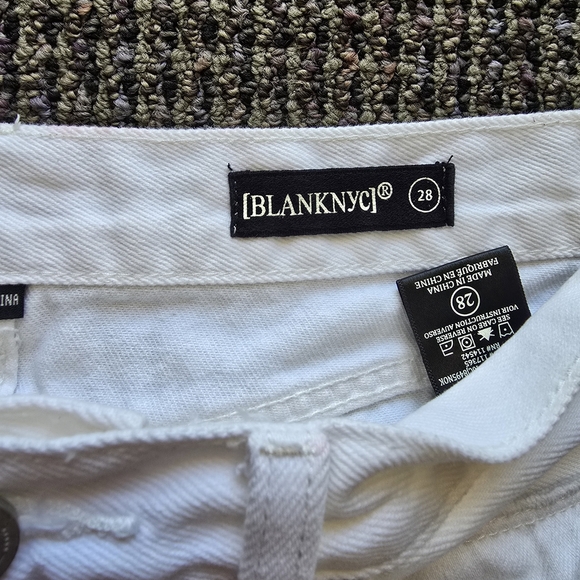 Blank NYC White Distressed Jean Shorts - Picture 6 of 9